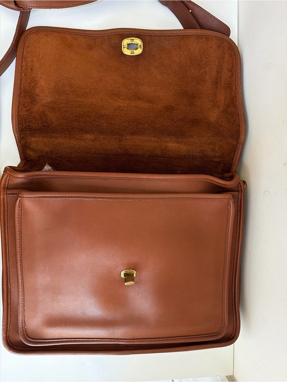 Authentic Coach 5181 Vintage Colebook Messenger Leather Crossbody Bag - Picture 10 of 14